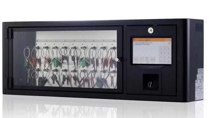 traka m-touch 1.jpg